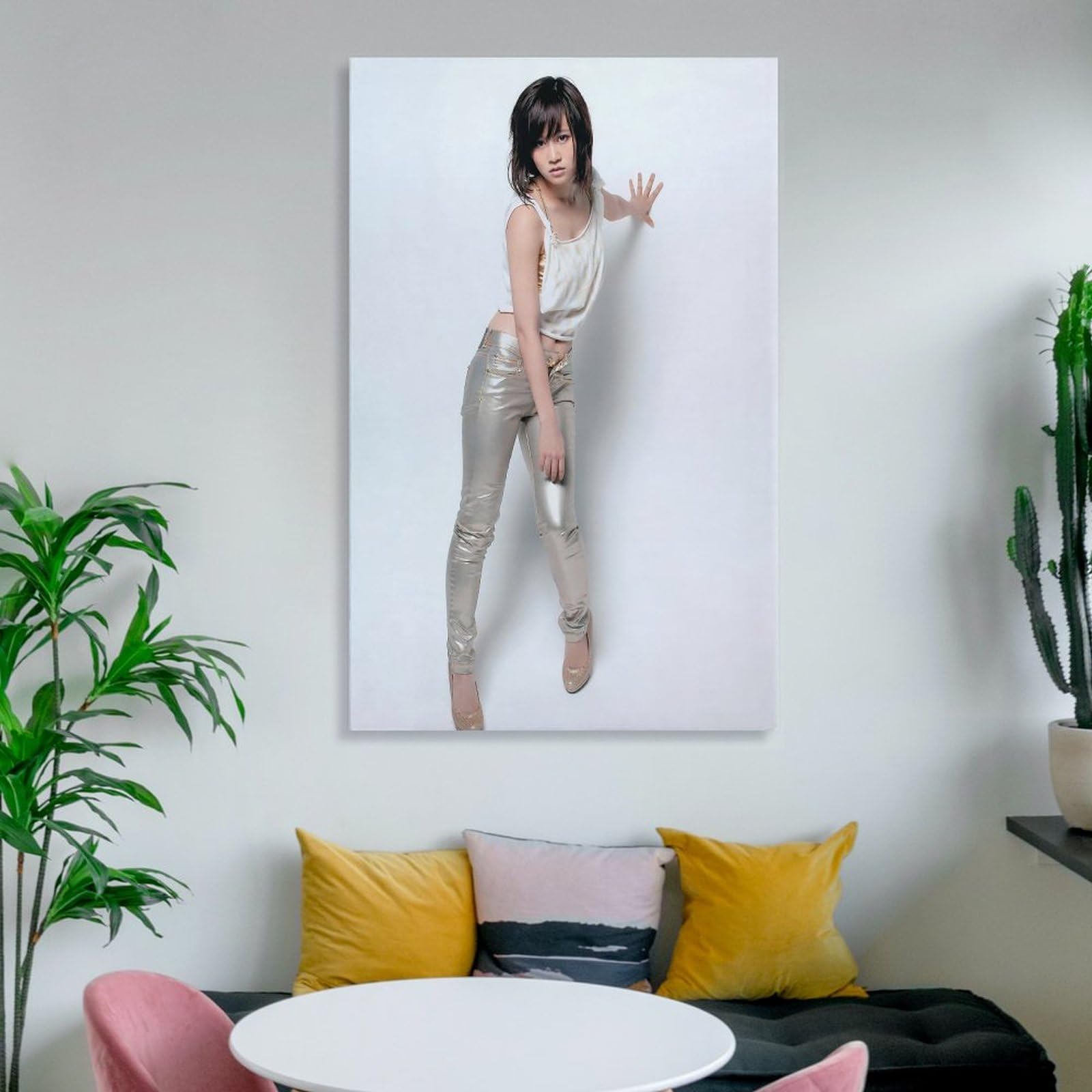 Amazon.co.jp: 前田敦子グラビア水着画像集女優・歌手・アイドル9